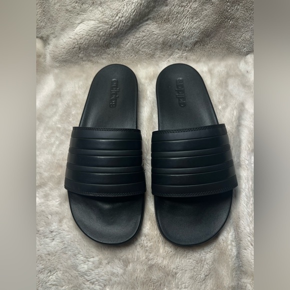 Adidas Mens Sandals Size 9 - Picture 1 of 5